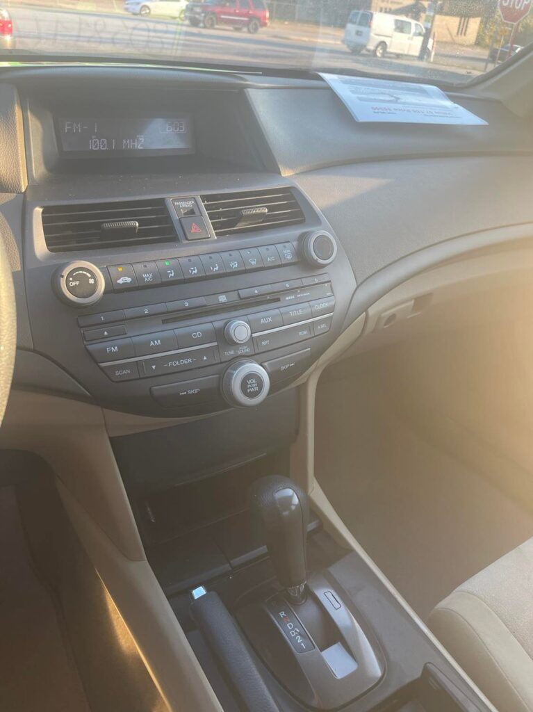 2009 Honda Accord LX-P 4dr Sedan 5A 058181